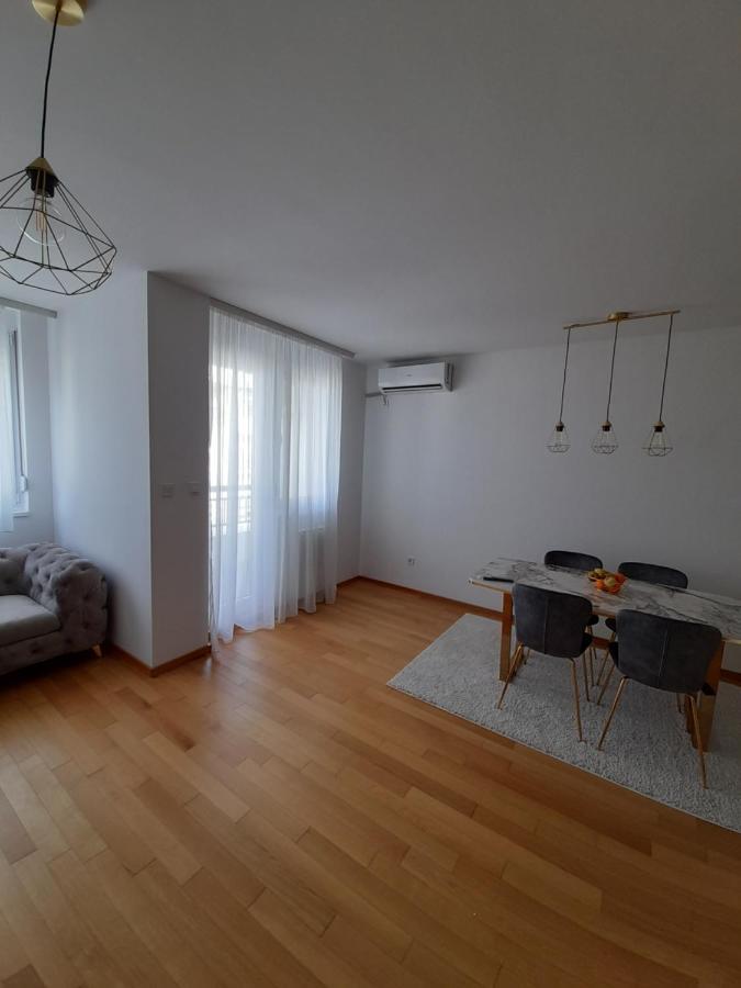 Apartman Lena Баня Лука Екстериор снимка