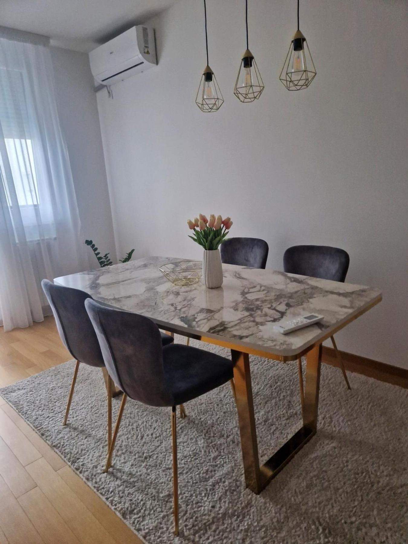 Apartman Lena Баня Лука Екстериор снимка